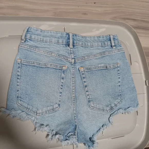 Zara High Rise Denim Shorts sz 4 - Picture 3 of 5